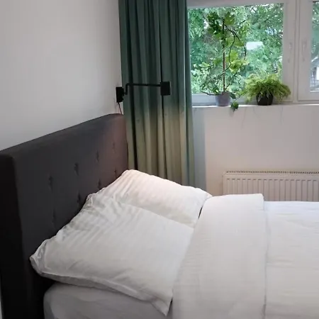 Cichy Zaulek 4 公寓 露米雅